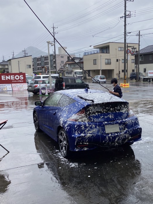 雨だけど雨の中走ってきたので手洗い洗車