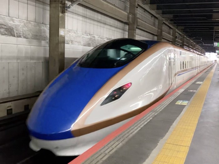 新幹線乗ってきました