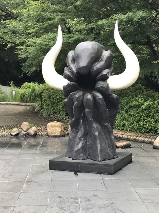 太郎モニュメント