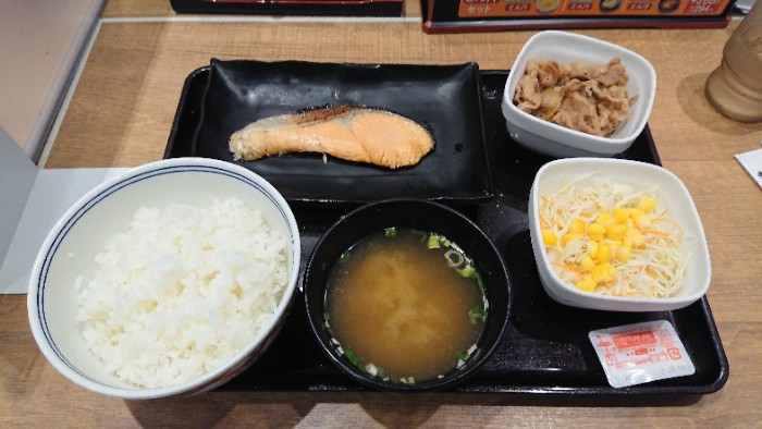 吉野家牛鮭定食