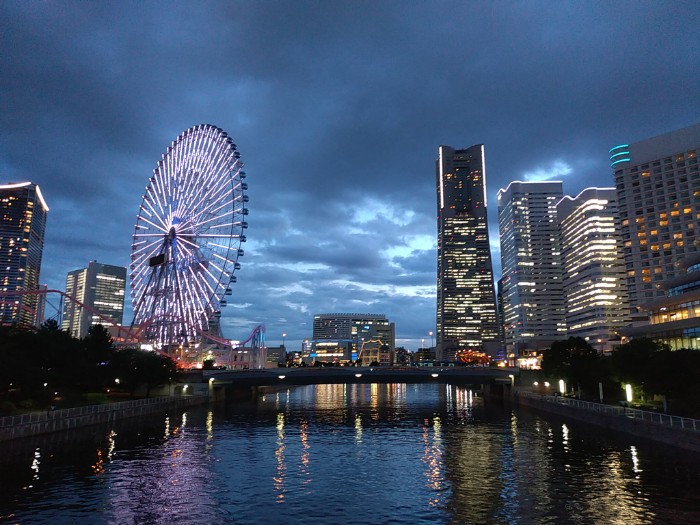 ヨコハマ 夕暮れ
