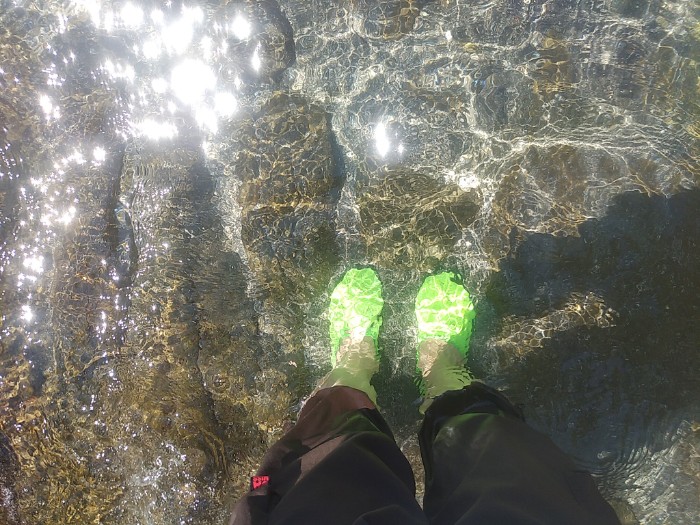 マリンシューズ