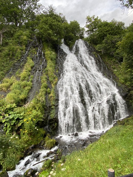 オシンコシンの滝②