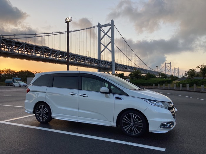 食べるところとかまだやってない