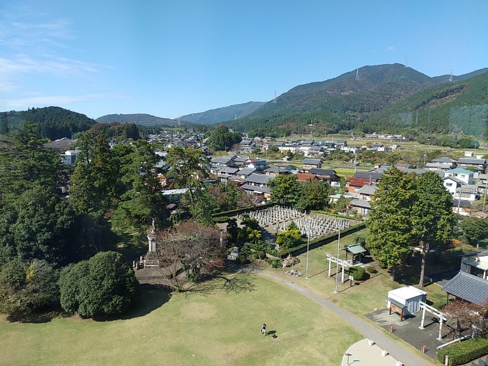 古戦場記念館展望台より