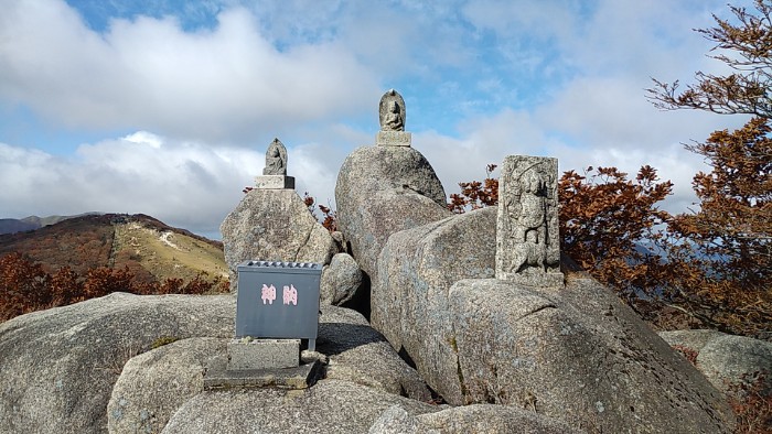 ロープウェイ山頂付近