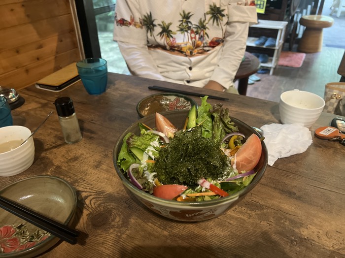 海ぶどうサラダ！