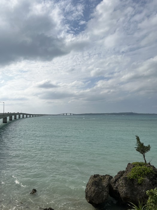 伊良部大橋と伊良部島