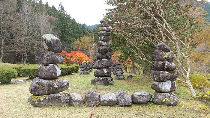 寝覚め床美術公園