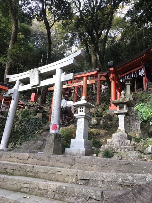 奥の院までまだまだ登る！