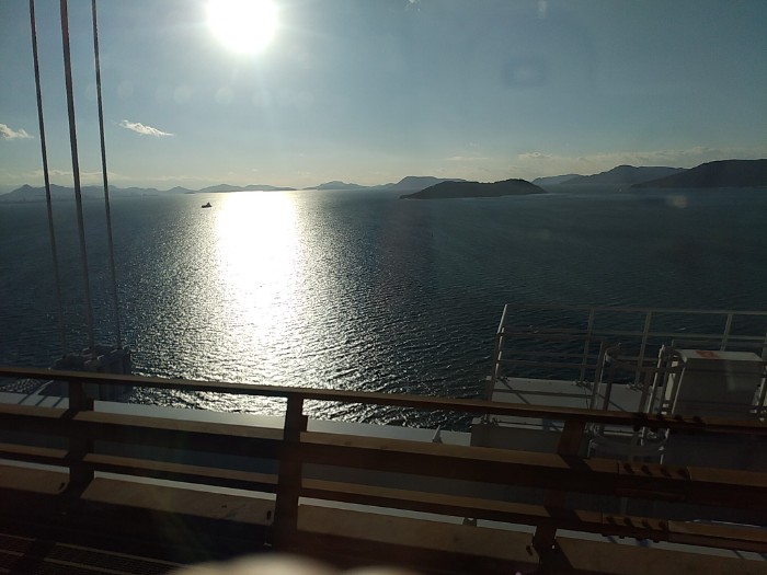 瀬戸大橋 通過中