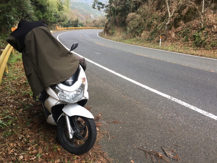 県道28号　山中峠から