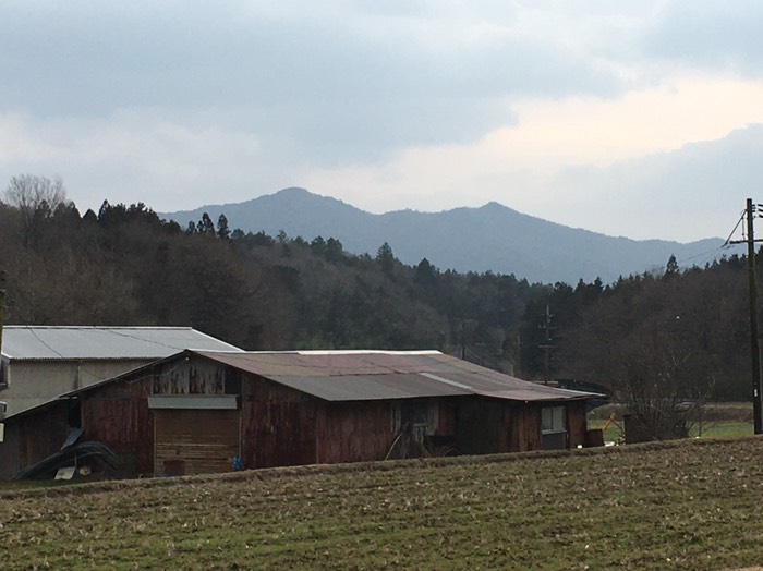 県道26引谷から見る真田ヶ岳