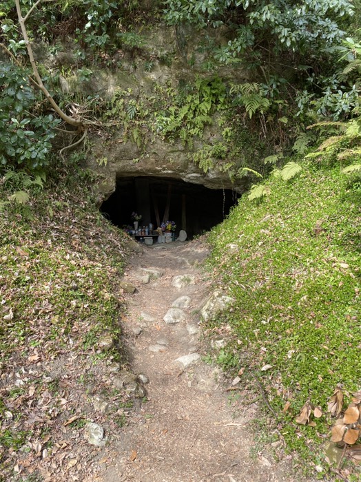 三浦一族のやぐら