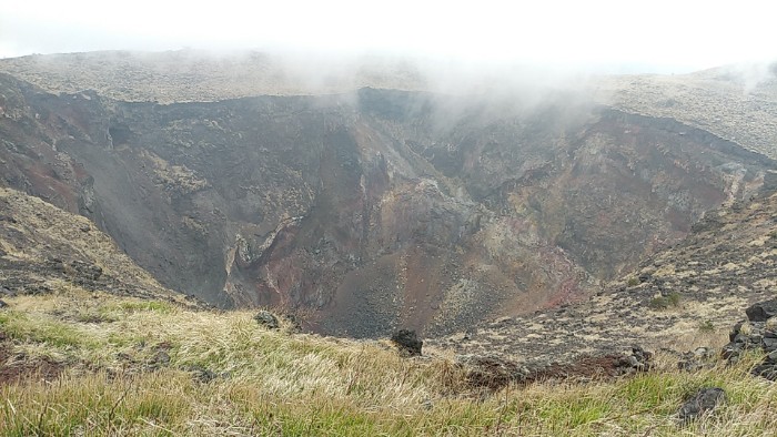 三原山 中央火口