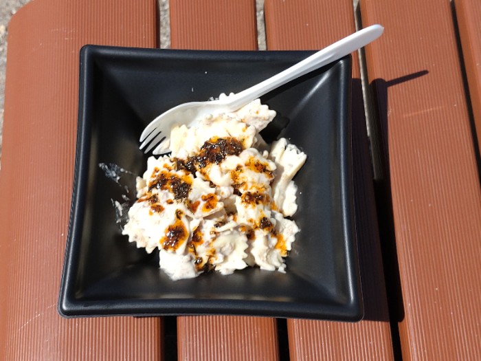 ヨーグルトマカルナ