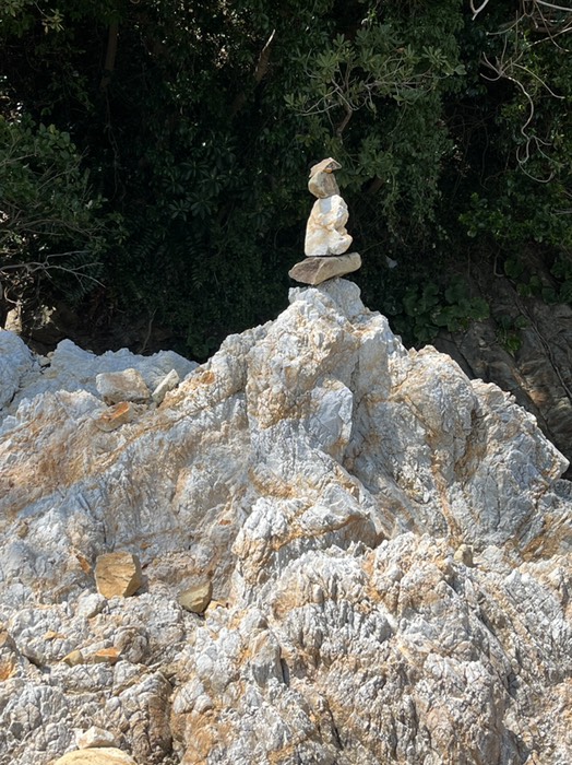 お地蔵様かと思った