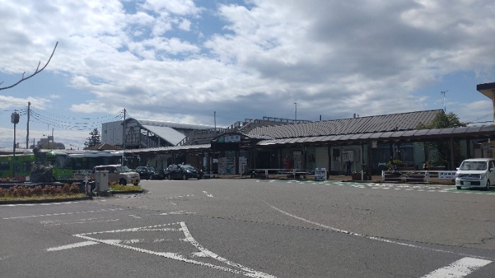 新町駅前