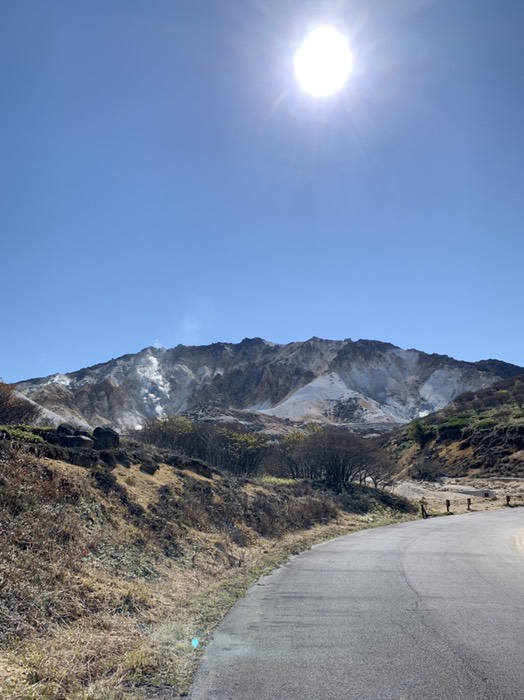 恵山火口駐車場から