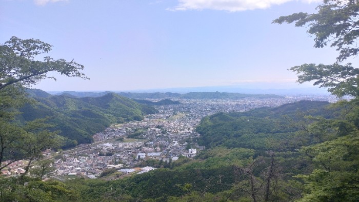 本丸より城下を望む