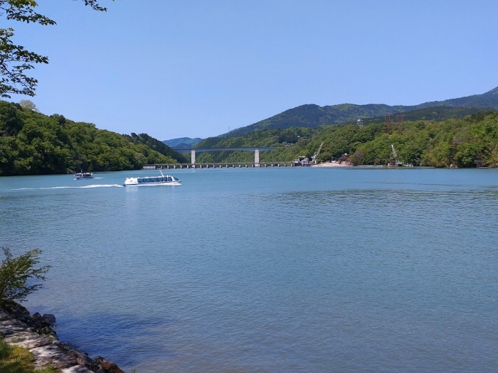 恵那峡と遊覧船