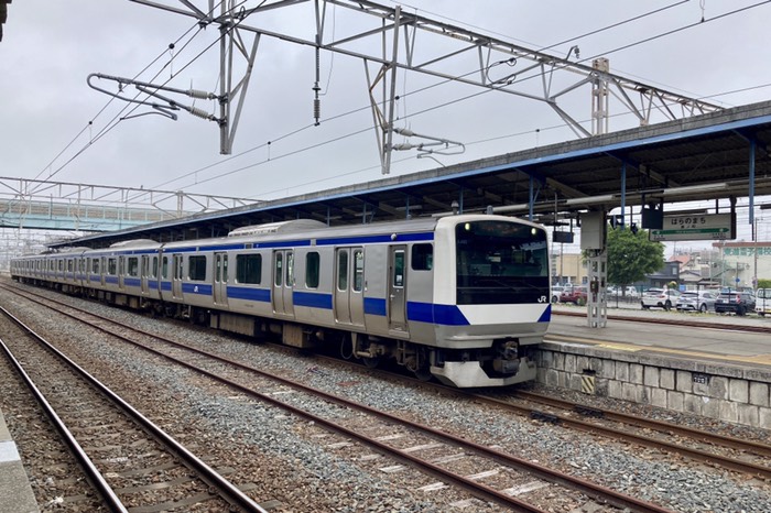 これに3時間以上乗ります…