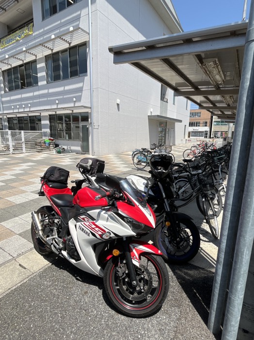 駅横の駐輪場