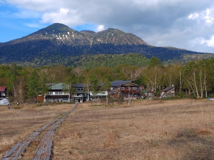 燧ヶ岳と見晴の山小屋