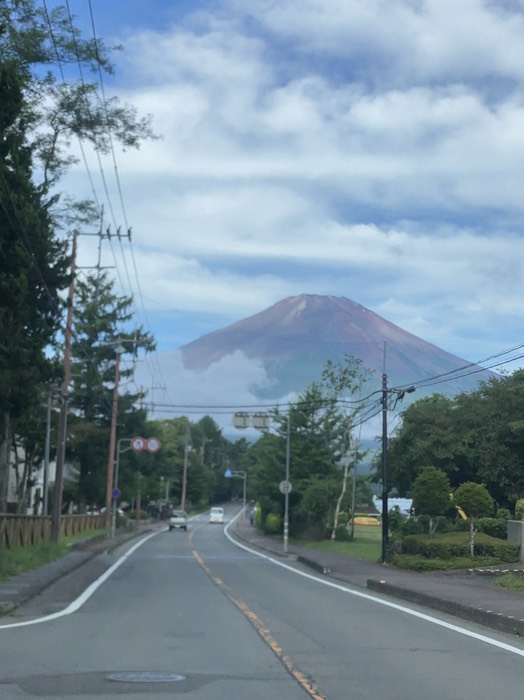 雪のない富士山(この辺り21℃でした)