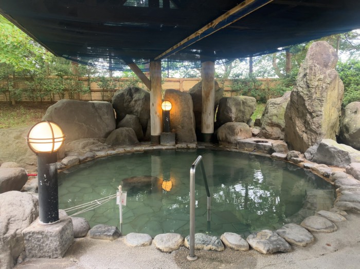 朝の露天はこんな感じ♨️