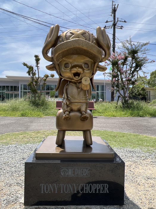 トニートニーチョッパー像