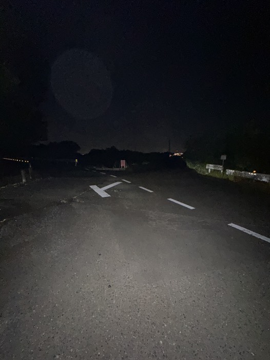 このT字路を使ってバックしてトイレ