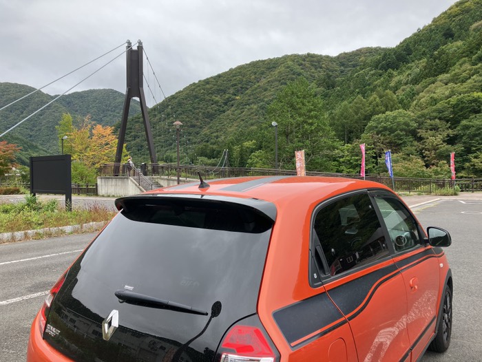 湯西川水の郷で温泉入ろうかな…