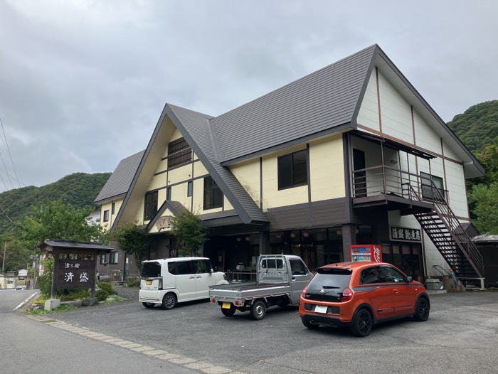 こちらも日帰り温泉はやってなさそう…