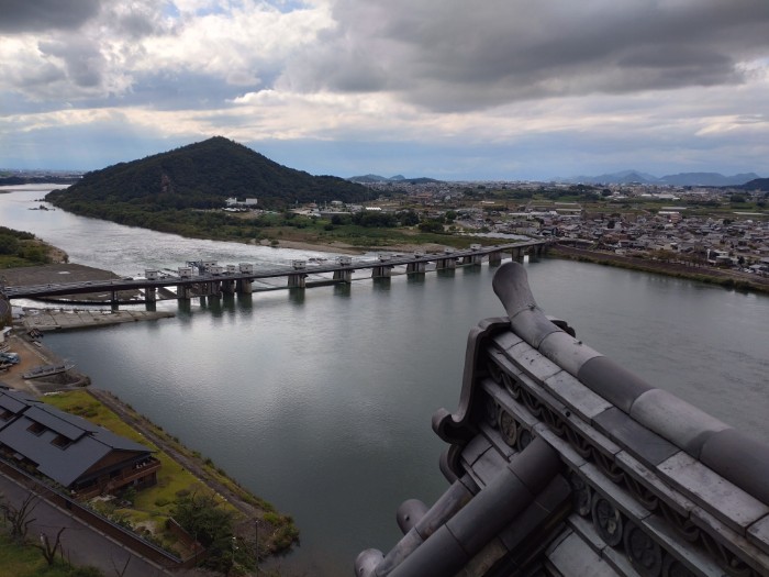 天守閣より 木曽川