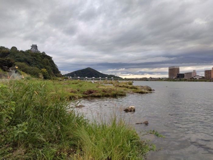 木曽川と犬山城