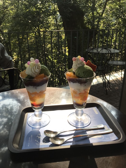 神椿パフェ　1230円