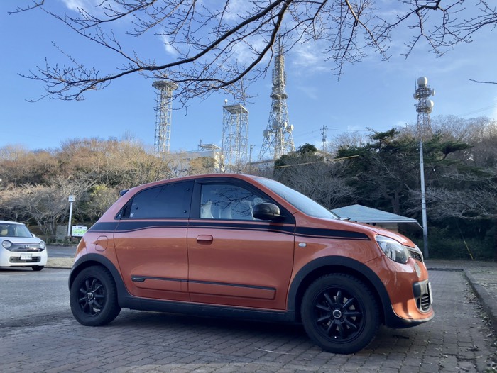 せっかくなので山頂まで行きます