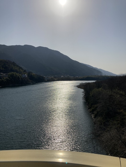 東三好橋から西向き