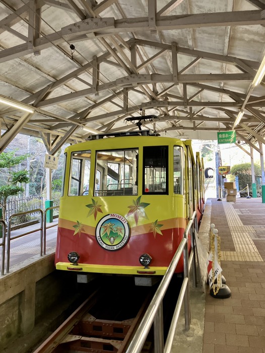 初高尾山ケーブルカー