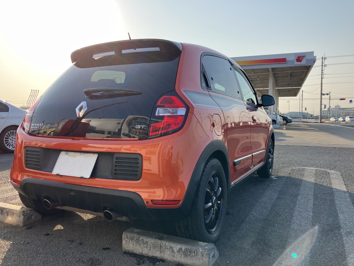 半額ｸｰﾎﾟﾝでﾌﾟﾚﾐｱﾑｶﾞﾗｽｺｰﾄ洗車しました