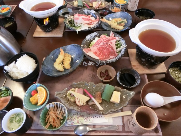 近江牛すき焼きの昼食