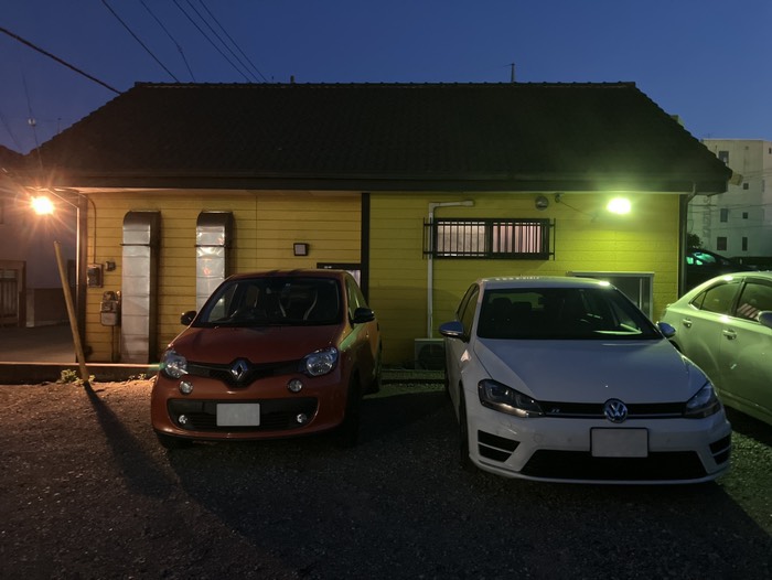 こちらで夕飯。そして解散。