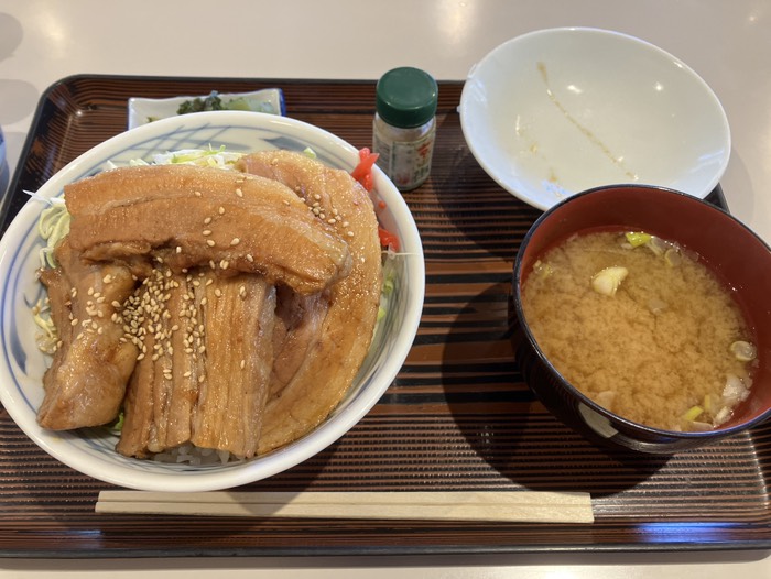 ヤツガネ丼