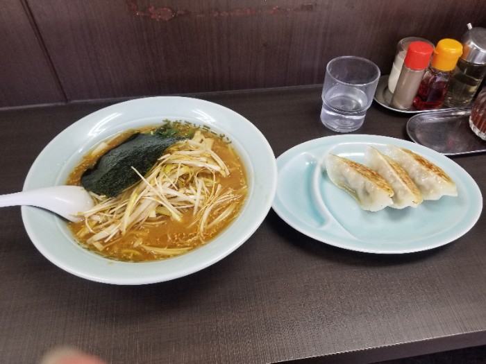ラーショ  ネギ味噌ラーメン、ジャンボ餃子