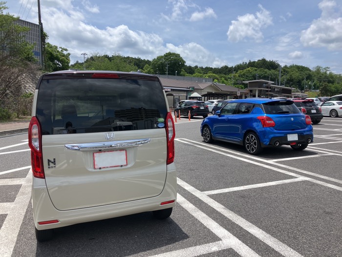 給油のついでに昼食休憩