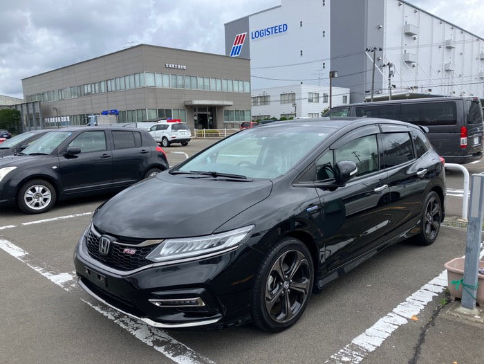 到着してナンバー外してしまいました