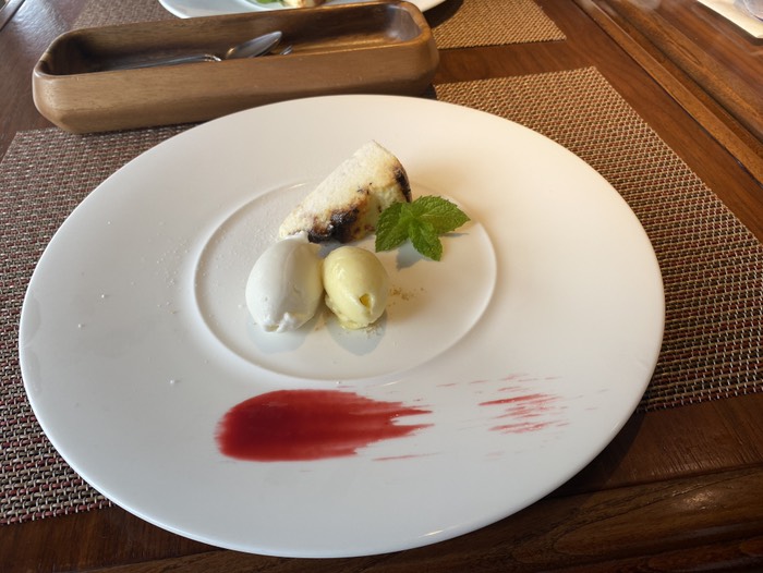 デザート濃厚チーズケーキ