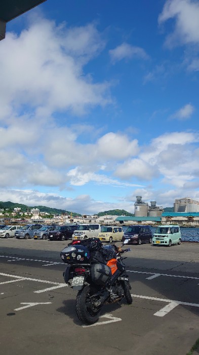 フェリーターミナル