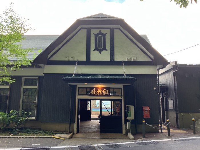 ちょっと停車時間あったので外から撮りました